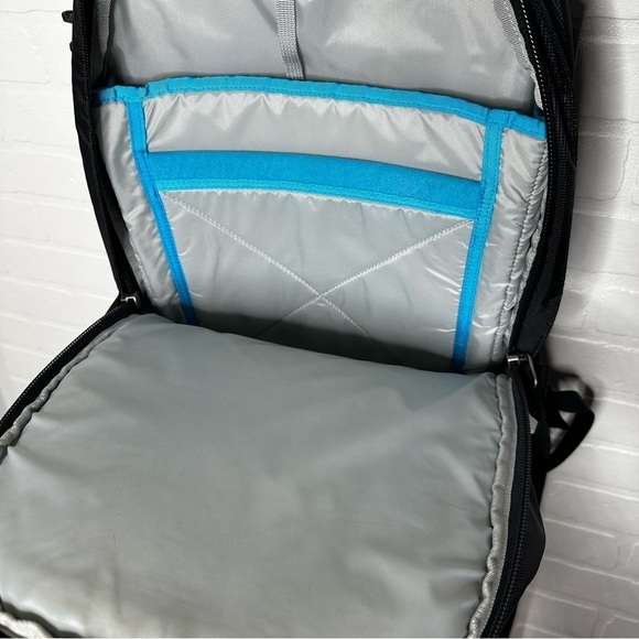 THULE En Route Escort 2 15" Backpack - Picture 14 of 14